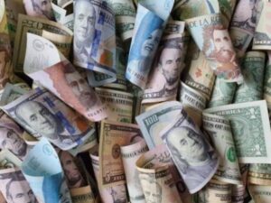 Peso colombiano, la divisa con mejor desempeño en la región en agosto | Finanzas | Economía