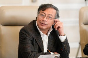 Petro replica al Senado colombiano: En nuestras investigaciones judiciales no existe un Cartel de los Soles