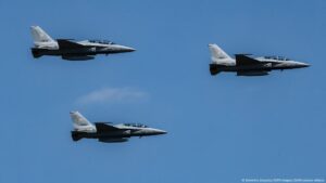 Polonia y OTAN envían aviones por ataques rusos en Ucrania – DW – 13/09/2025