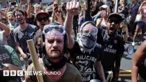 Qué es Antifa, el grupo de extrema izquierda enfrentado a los supremacistas blancos en EE.UU. y al que Trump quiere declarar como «terrorista»