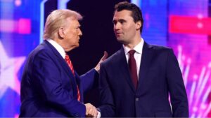 Qué opinaba el activista Charlie Kirk sobre la libre portación de armas en EEUU