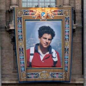 Quién fue Carlo Acutis: 4 datos sobre el santo millennial que será canonizado
