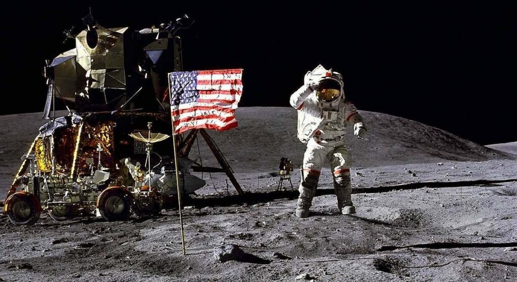 "Quieren volver a la Luna antes que nosotros. Eso no va a suceder"