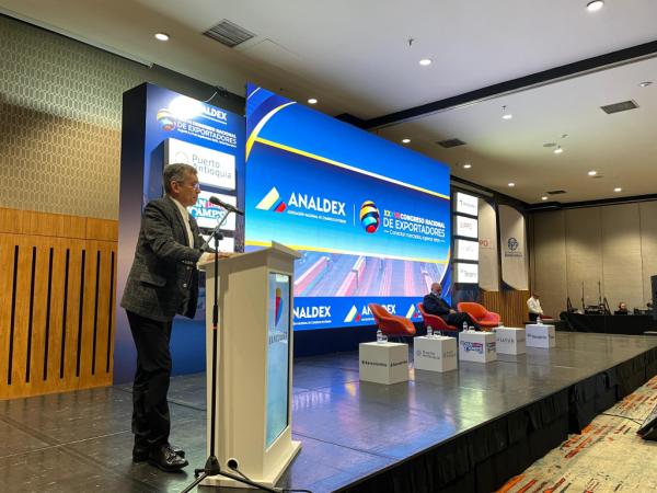 Reforma tributaria encarece transporte y afecta comercio exterior, alerta Analdex | Gobierno | Economía