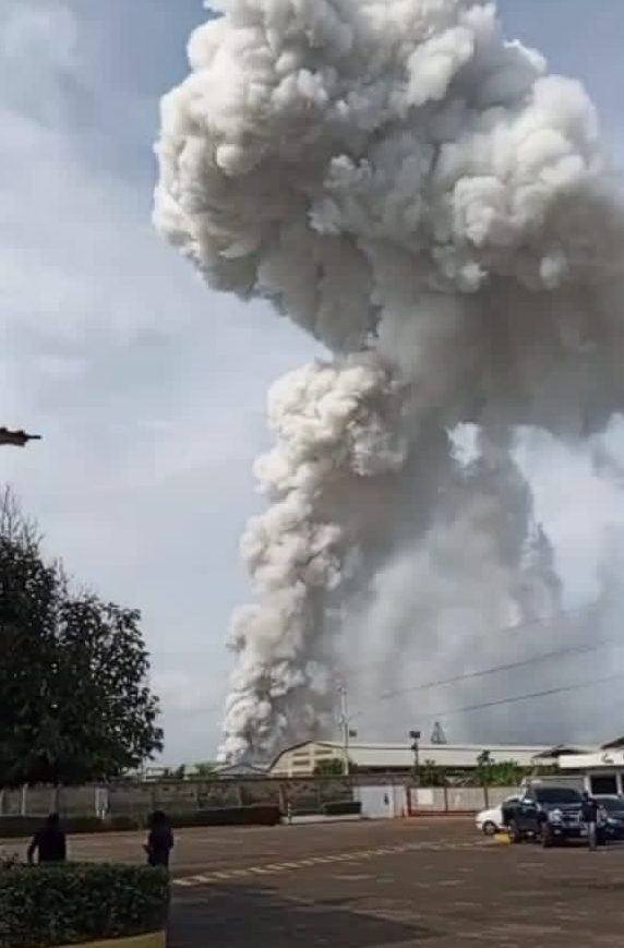 Reportan explosión e incendio en fábrica de pirotécnicos en el estado Zulia