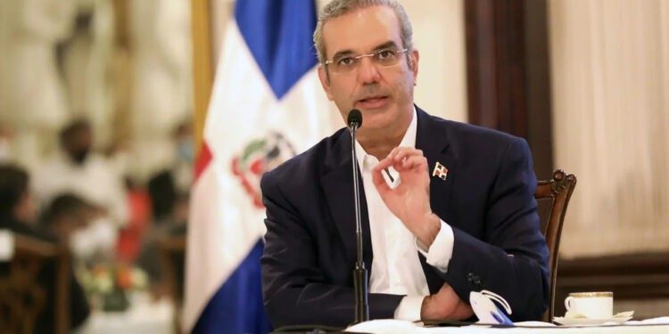 El-presidente-dominicano-Luis-Abinader-750x375 Cártel de los Soles