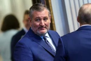 Republicano Ted Cruz advierte que podrían «lamentar» haber censurado el show de Kimmel – AlbertoNews