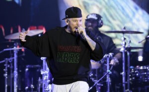 Residente cautiva a 180 mil personas en el Zócalo; pide alto al “genocidio” en Gaza