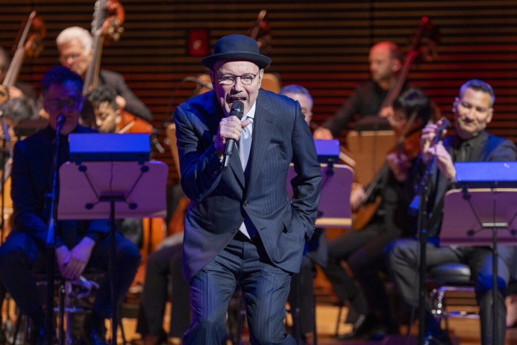 Rubén Blades, Fito Páez y Miguel Bosé celebrarán en Bogotá que "el futuro es latino"