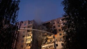 Rusia ataca con nuevo récord de drones Ucrania y causa al menos dos muertos en Kiev | elperiodico.com