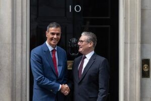 Sánchez y Starmer escenifican su sintonía y apuestan por relanzar la relación tras el acuerdo sobre Gibraltar | europapress.es