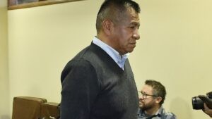 Sentenciados a un año de prisión dos jesuitas españoles por encubrir pederastia en Bolivia | elperiodico.com