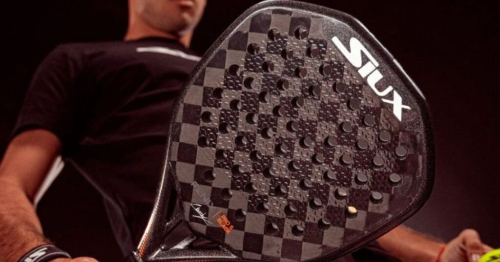 Siux recupera liderazgo en pádel hundiendo el precio de una de sus palas más vendidas como la Fenix Elite 5