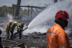 Suben a 48 los afectados por explosión en una fábrica de fuegos artificiales en Zulia