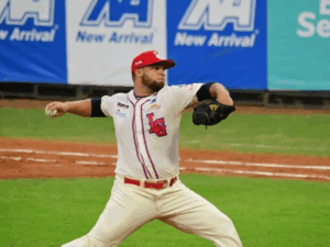 Tiburones tendrá a Escobar y Arejula desde el primer día