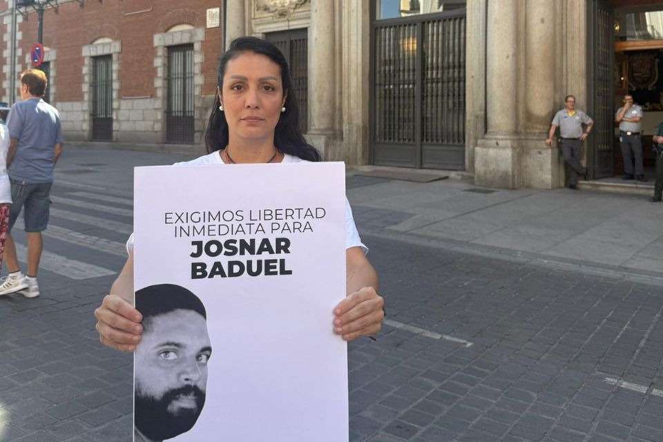 Tras 41 días de aislamiento, permiten visita a Baduel: "Su salud sigue en deterioro"