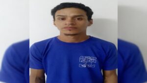 Tras las rejas por golpeara la mamá y su pareja