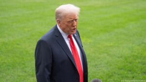 Trump busca presionar a Rusia con aranceles a China e India – DW – 10/09/2025