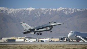 Trump exige devolver su mayor base aérea en Afganistán: «La queremos de vuelta y la queremos pronto. De inmediato»