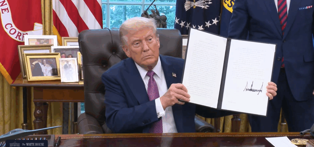 Trump le cambia el nombre al Pentágono: «Departamento de la Guerra»