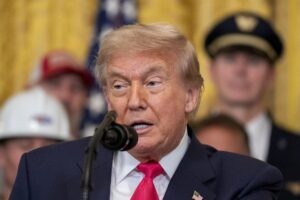 Trump ni confirma ni niega carta de Maduro: «Veremos qué pasa con Venezuela», dice