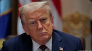 Trump rinde homenaje a las víctimas del atentato del 11-S – DW – 11/09/2025