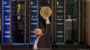 Trump se convierte en el rey de las criptomonedas – DW – 15/09/2025