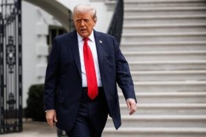 Trump, tras la incursión de drones rusos en Polonia: «¡Allá vamos!» | europapress.es