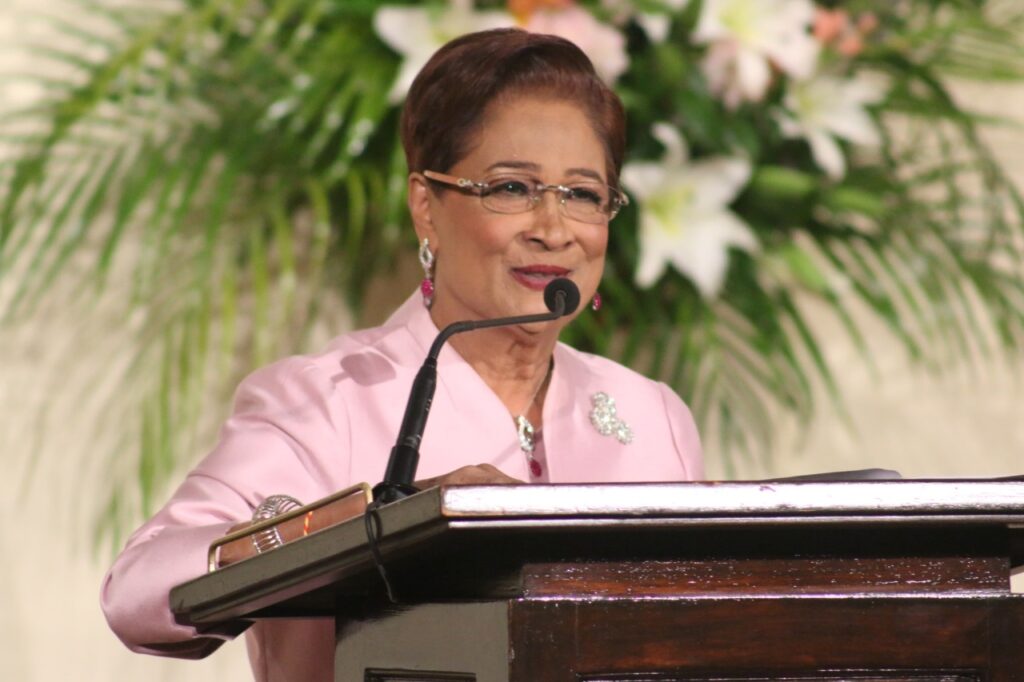 ÚLTIMA HORA | Trinidad y Tobago alaba el ataque de EE.UU. y pide eliminar “violentamente” a todos los narcotraficantes - AlbertoNews