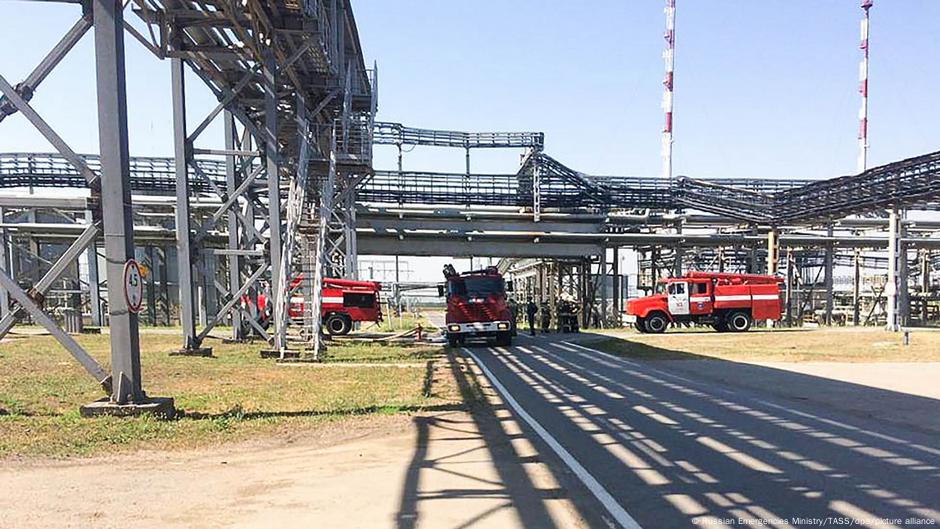 Ucrania dice haber alcanzado refinería rusa en Leningrado – DW – 14/09/2025