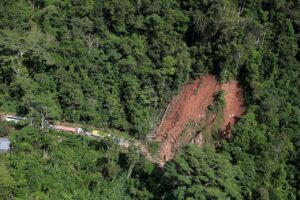 Un derrumbe en la Amazonía de Perú deja seis muertos y dos heridos – AlbertoNews