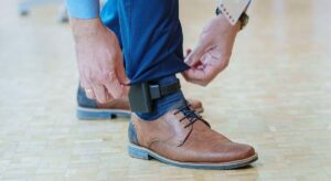 Un fallo en los sistemas de las pulseras antimaltrato deja a un importante número de agresores libres