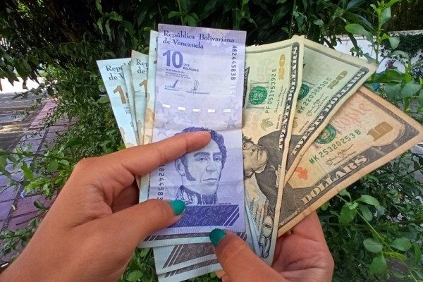 Un profesor de la UCV gana 30 dólares mensuales