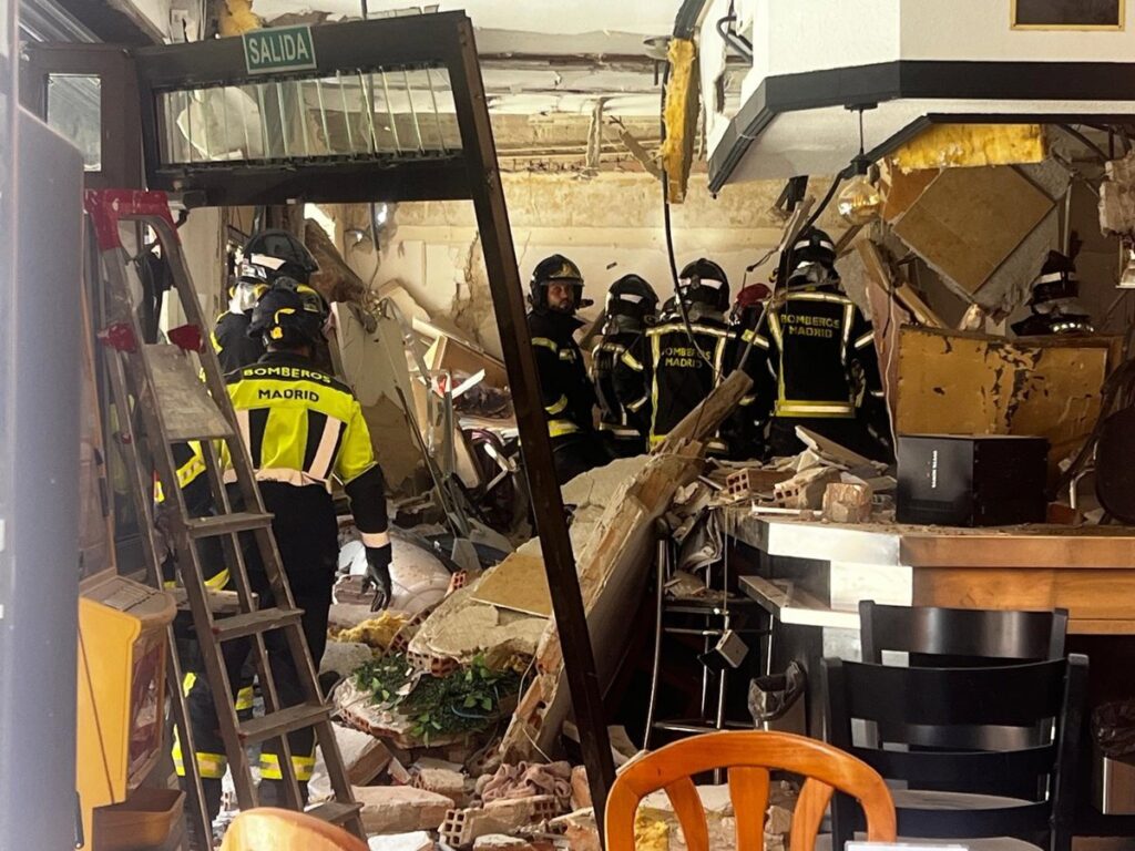Una explosión en un bar de la capital deja 25 heridos, tres de ellos de gravedad