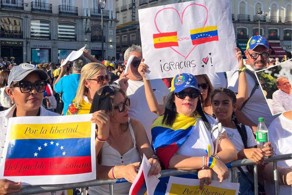 Venezolanos son los solicitantes de asilo más numerosos en la UE durante 2025