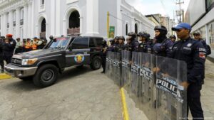 Venezuela activa operación militar por «amenaza» de EE.UU. – DW – 12/09/2025