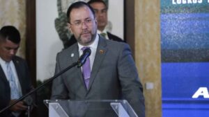 Venezuela agradece a Cuba y Bolivia por su postura frente al operativo militar de EEUU en el Caribe