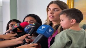 Venezuela agradece a Melania Trump por retorno de cuatro niños
