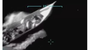 Video de supuesta lancha con drogas atacado con misiles de Estados Unidos podría ser hecha con IA para generar un deepfake