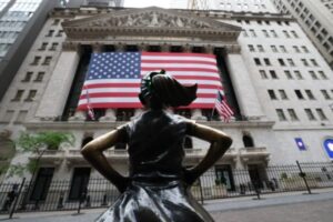 Wall Street cierra verde tras avances en negociación EEUU-China y ante reunión de la Fed