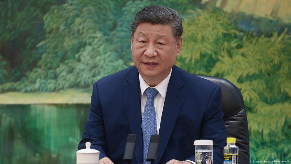 Xi critica comportamiento "intimidatorio" en orden mundial – DW – 01/09/2025