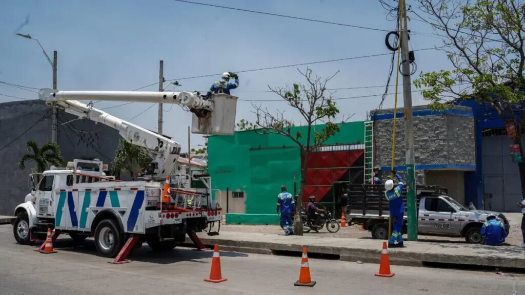 cambios de redes eléctricas desde las 8:00 a.m. a 6:00 p.m.