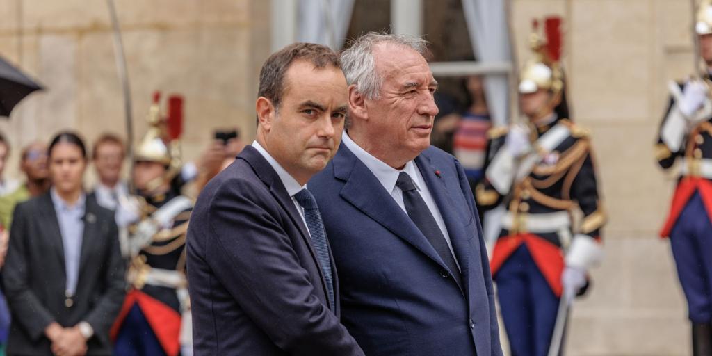 el nuevo primer ministro francés, acusado de falsificar su currículum