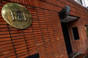la otra cara del olvido consular