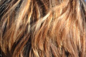 ¿Qué revela el cabello sobre tu dieta?