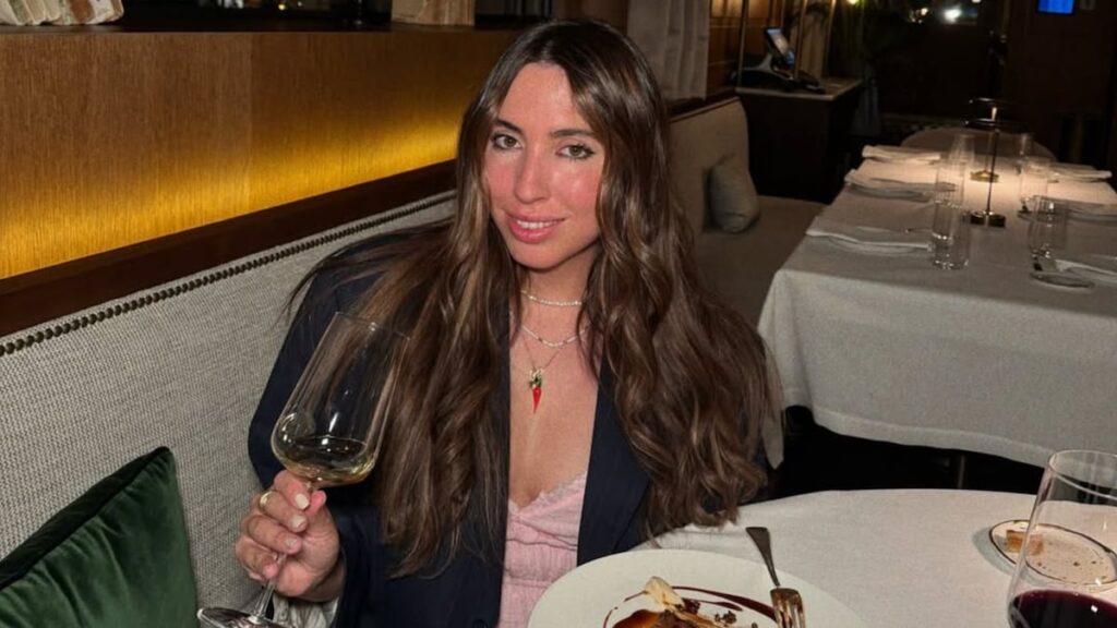 ‘La chica de los planes en Madrid’ que inspira a miles de personas en redes