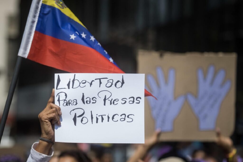 12 presas políticas tienen complicaciones de salud