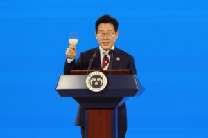 APEC cierra una cumbre marcada por el conflicto entre libre comercio y proteccionismo