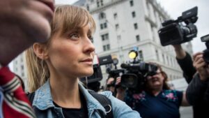Allison Mack habla por primera vez tras su condena y liberación anticipada por el caso NXIVM – AlbertoNews