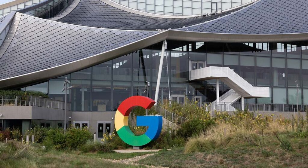 Alphabet bate la barrera de los 100.000 millones de dólares en ingresos por primera vez en su historia